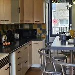 La Poserie Des Monts Et Vallees * Esson