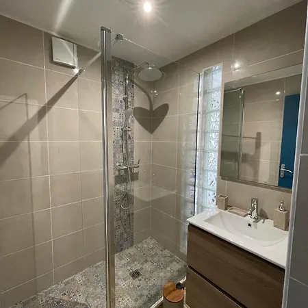 La Poserie Des Monts Et Vallees *