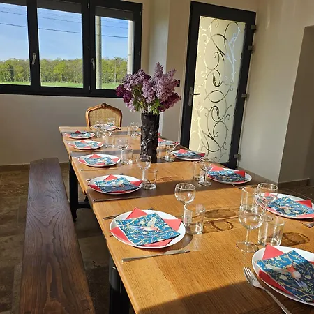 Semesterbostad La Poserie Des Monts Et Vallees