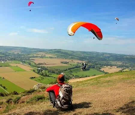 La Poserie Des Monts Et Vallees