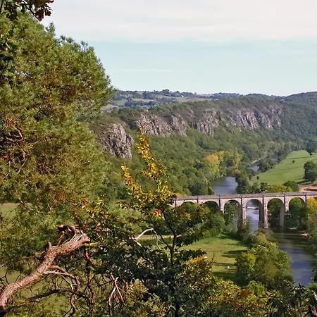 La Poserie Des Monts Et Vallees Esson