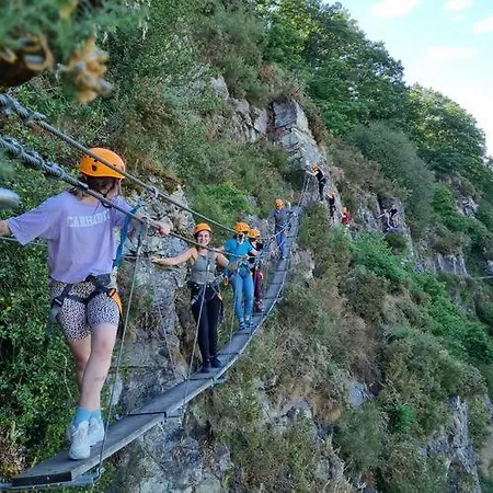 Semesterbostad La Poserie Des Monts Et Vallees *