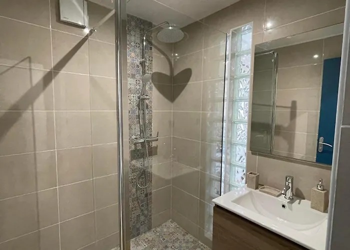 La Poserie Des Monts Et Vallées *