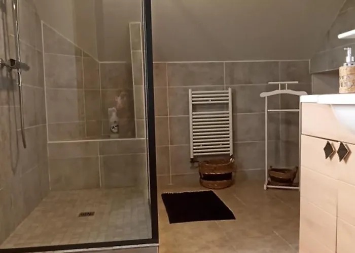 La Poserie Des Monts Et Vallées